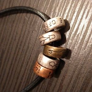 Premier designs leather beaded necklace